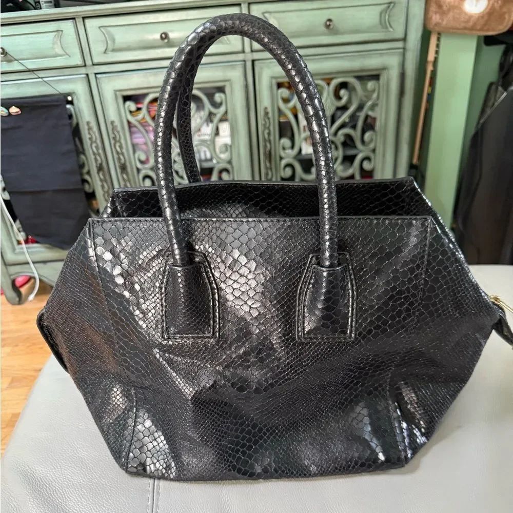 Stella McCartney Black Faux-Snake Satchel - Picture 3 of 6